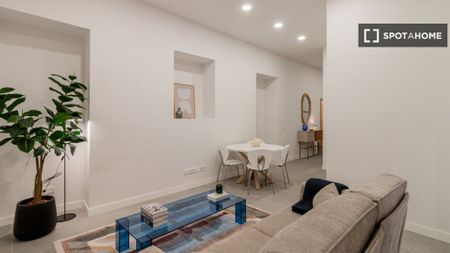 3 room luxury Flat for rent in Madrid, Autonomous Region of Madrid - Photo 3
