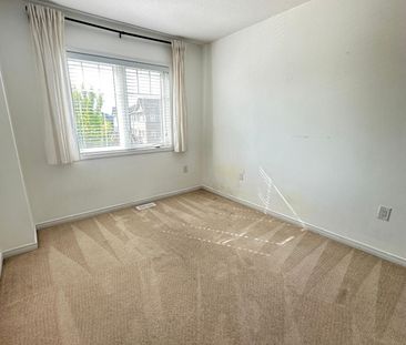 For Lease - 9 Cole Crescent, Brantford, Ontario - Photo 1