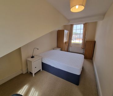 2 Bed Student Accommodation - Photo 4