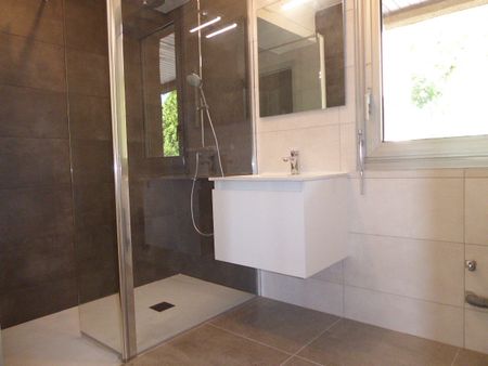 Location Appartement 2 pièces 53m² - Photo 4