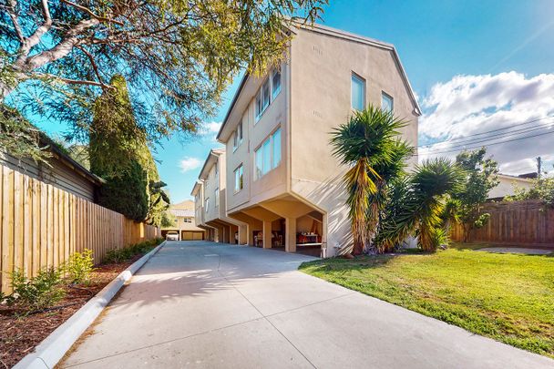 1/23 Baxter Street, Coburg VIC 3058 - Photo 1