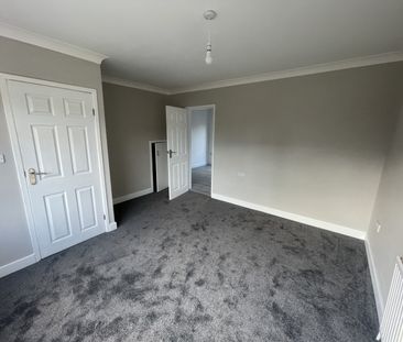 WF8, Pontefract - Photo 2