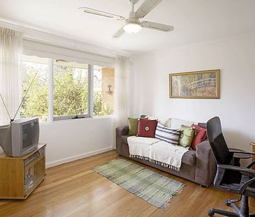 Unit 10/82 Victoria Crescent, Mont Albert. - Photo 1