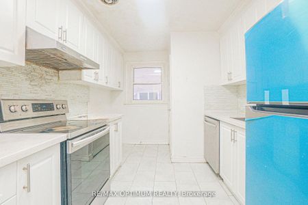 For Lease - 66 Corby Crescent, Brampton, Ontario - Photo 2