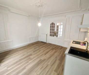 Location Appartement 1 pièce 30m² ROANNE 42300 - Photo 5