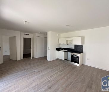 Location Appartement 2 pièces 45m² - Photo 2