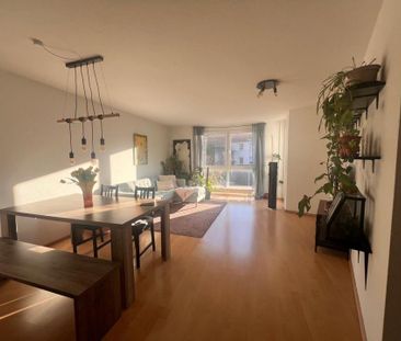Ideal für Singles und Paare! Helle 2,5 Zimmer Wohnung in Köngen mit... - Foto 1