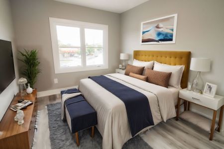 SPACIOUS 3 BEDROOM APARTMENT IN ST. CATHARINES!! - Photo 3