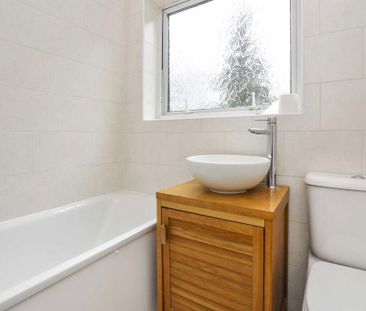 2 bedroom maisonette to rent - Photo 6