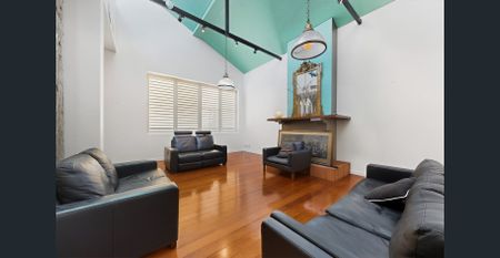 Ultra-Sophisticated Living with Unmatched Flexibility - Photo 3