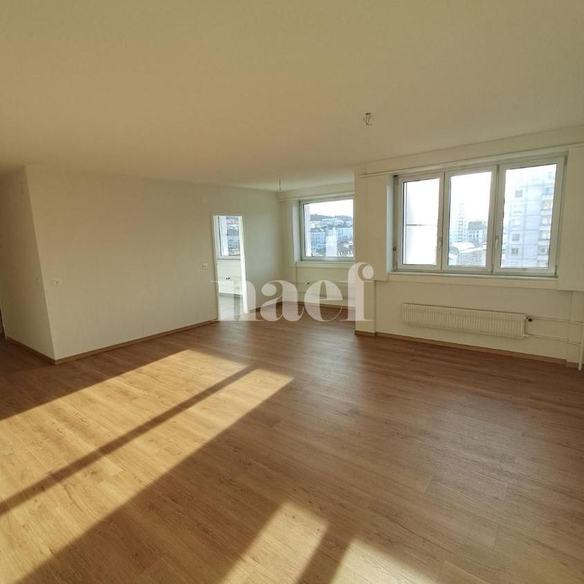 3.5 Zimmer, 87 m², 8. Stock - Photo 1