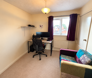 3 bedroom semi-detached house to rent - Photo 2