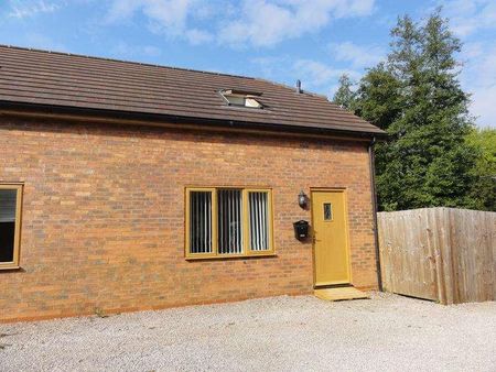 Moor Court, Bromyard Road, Worcester, Herefordshire, WR6 - Photo 3