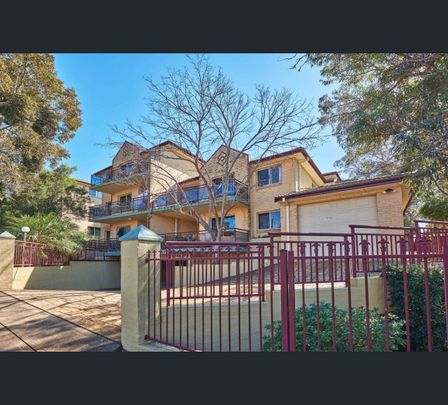 4/4-6 Park Avenue, Westmead, NSW 2145 - Photo 1
