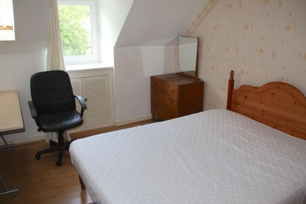 6 bedroom flat to rent - Photo 1