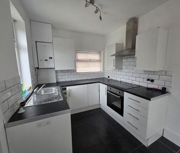 3 bedroom terraced house to rent - Photo 6
