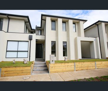 30 Lysterfield Drive, Greenvale, Vic 3059 - Photo 4