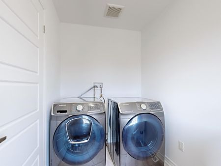 For Lease - 59 Westfield Drive, Whitby, Ontario - Photo 2