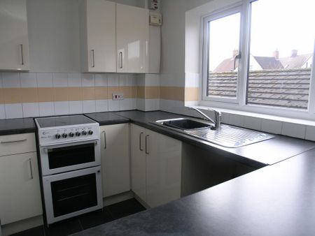 1 bedroom flat to rent - Photo 5