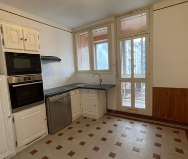 Location Appartement 4 pièces 82m² BREST 29200 - Photo 4