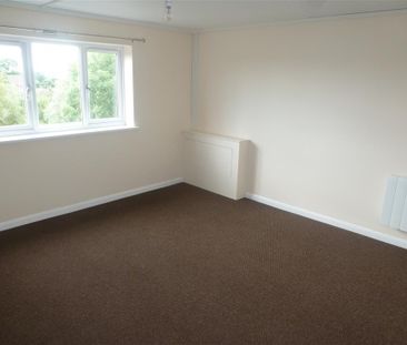 Maple Avenue, Ripley, Derbyshire - Photo 3