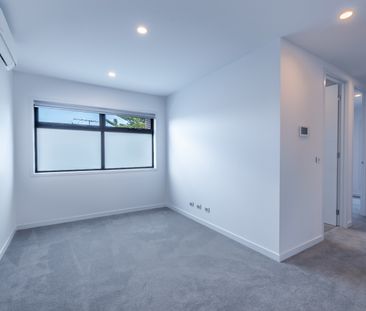 1/26 Tarakan Avenue, Ashburton VIC 3147 - House For Rent | Domain - Photo 4