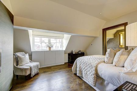 2 bedroom flat with 1 reception and 2 bathrooms in Mayfair, W1K - Photo 5