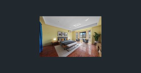 LARGE FAMILY HOME WITH MIXED USE OPPORTUNITY - Photo 5