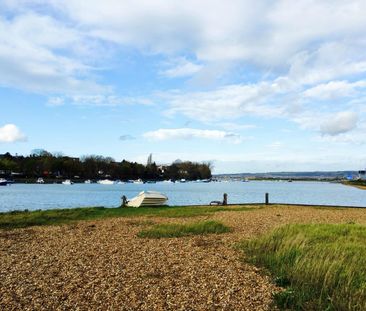 Island View Terrace, Portsmouth - Photo 1