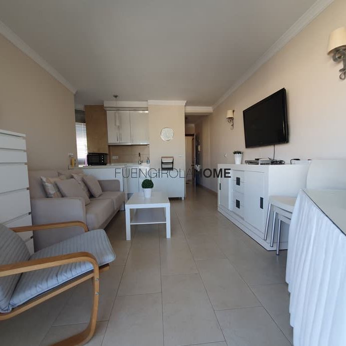 Ref 19274 – **SEASONAL RENTAL** **AVAILABLE FROM SEPTEMBER 2026 TO JUNE 2027** - Photo 1