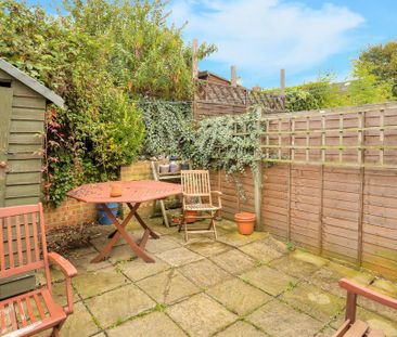 2 bedroom terraced house to rent - Photo 6