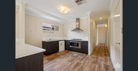 Wellard Lifestyle Living – Walk to Shops & Train - Photo 3