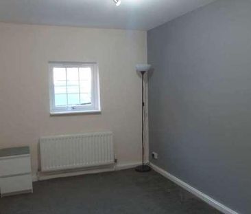 St Michaels Terrace, Headingley, LS6 - Photo 2