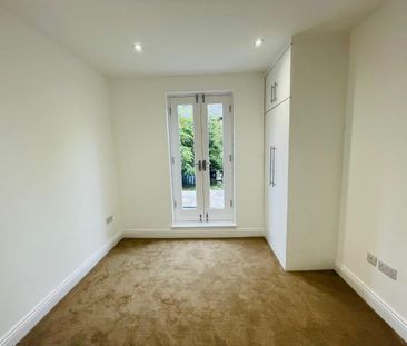 Russell Road, West Hendon, NW9 6AL, London - Photo 3
