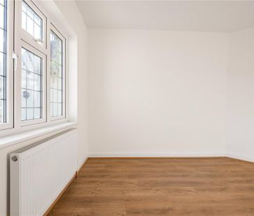 3 bedroom bungalow to rent - Photo 4