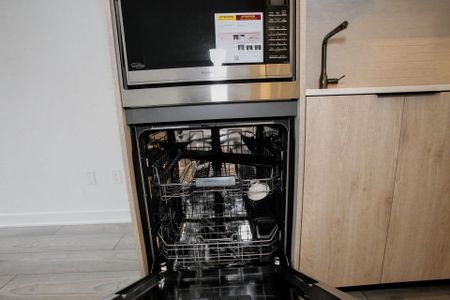 For Lease - 1007 The Queensway N/A Unit# 209, Toronto, Ontario - Photo 3