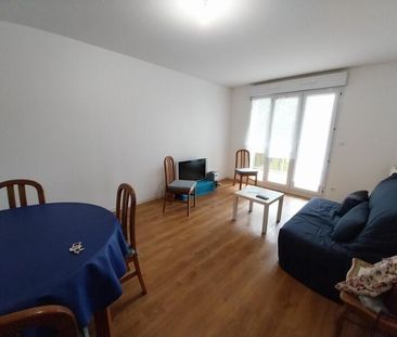 Location Appartement 2 pièces 50m² ORLEANS 45100 - Photo 2