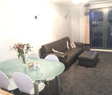 2 Bed Flat, The Chimes, S1 - Photo 1