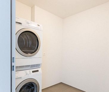 Rein ins neue Wohnglück! Grosse 4.5 Zimmer-Wohnung mit Sitzplatz - Photo 5