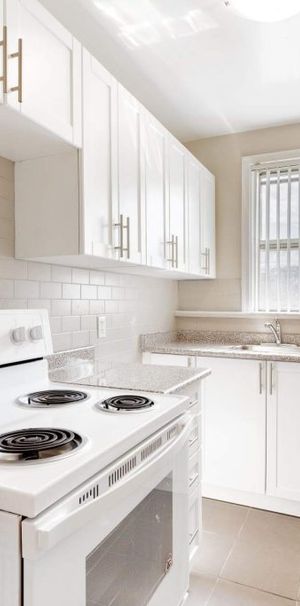 Engelhart Apartments - Photo 1