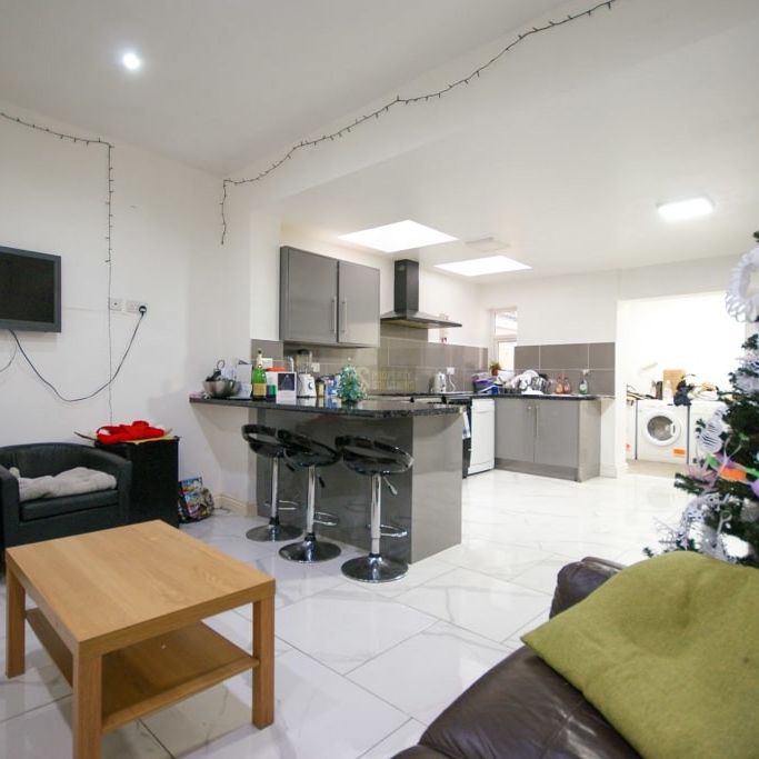 152 Bournbrook Road - Photo 1