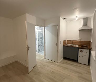 Location Appartement 1 pièce 18m² LOUVROIL 59720 - Photo 2