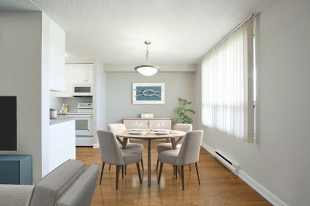 Brighton Court Apartments - Photo 2