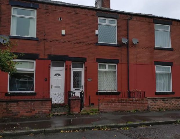 2 bedroom terraced house to rent - Photo 1