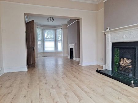 Lawton Road, Waterloo, L22 - Photo 2