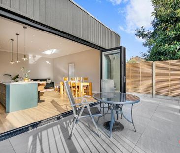 3 bedroom detached house to rent - Photo 3