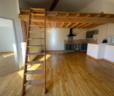 Location Maison 3 pièces 65m² - Photo 2