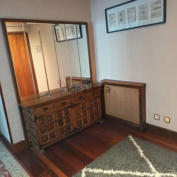 Alquiler de piso en Torre Ugao s/n - Foto 1