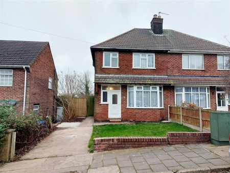 3 Bedroom House - Semi-Detached - Photo 3