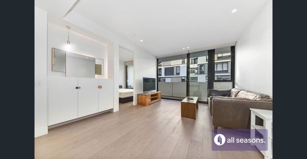 Inner City 2 Bedroom apartment in the heart of Erskineville - Photo 1